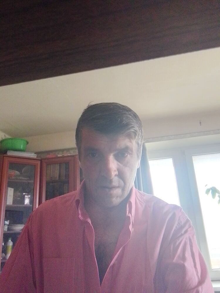  43129675  Yury, 56 ,    -
