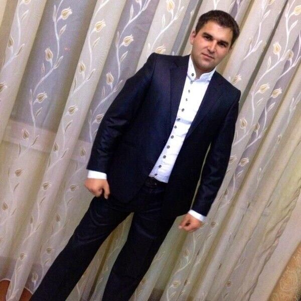  20930935  Senan, 38 ,    