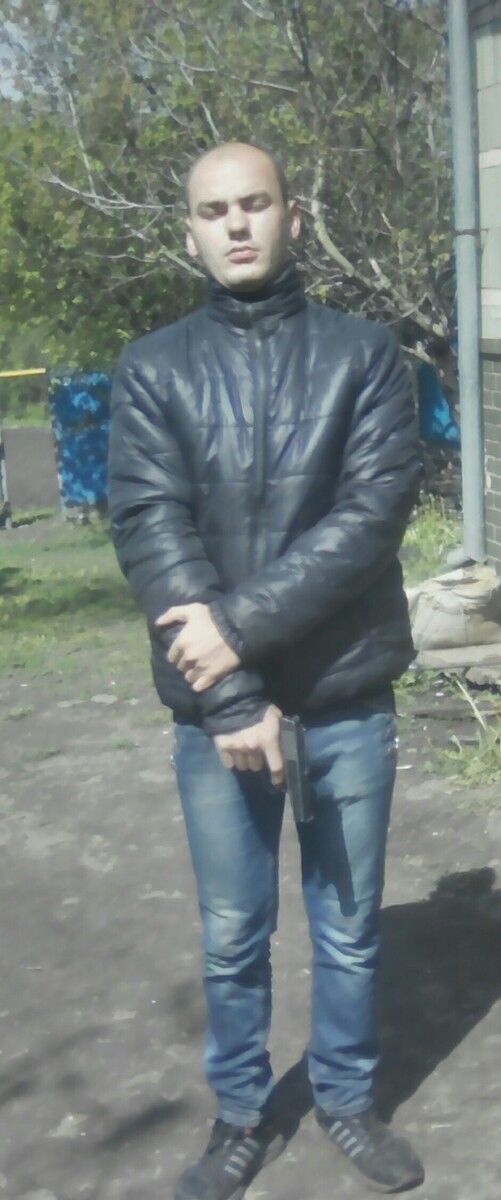  ,   Vladislav, 32 ,   ,   , c 