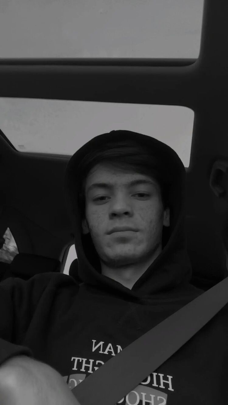  47849035  Ali, 18 ,    