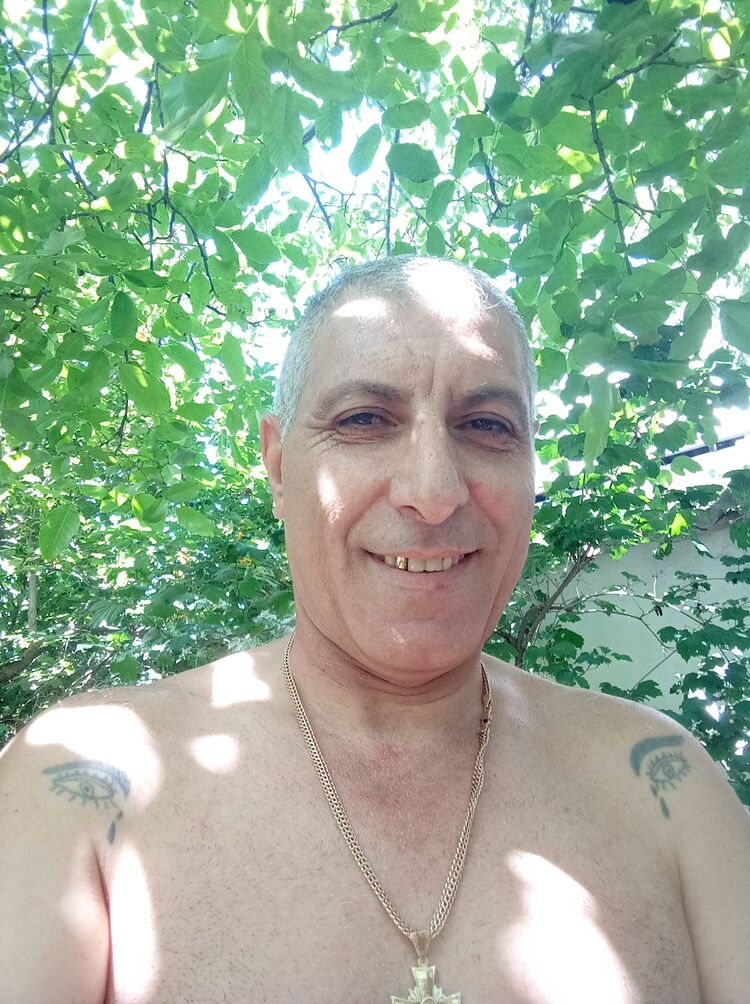  29299405  , 42 ,    
