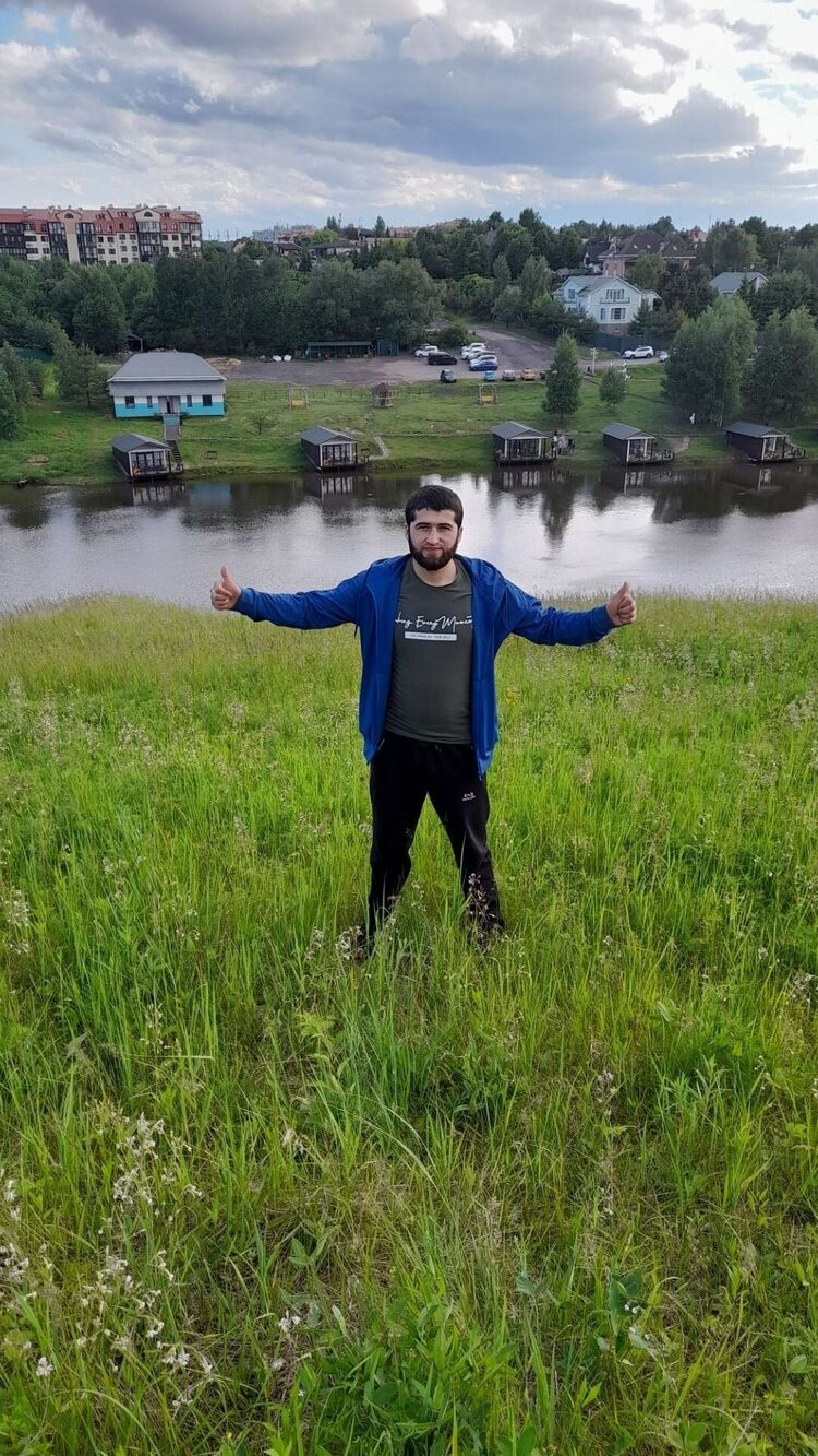  27283865  Shah, 26 ,    