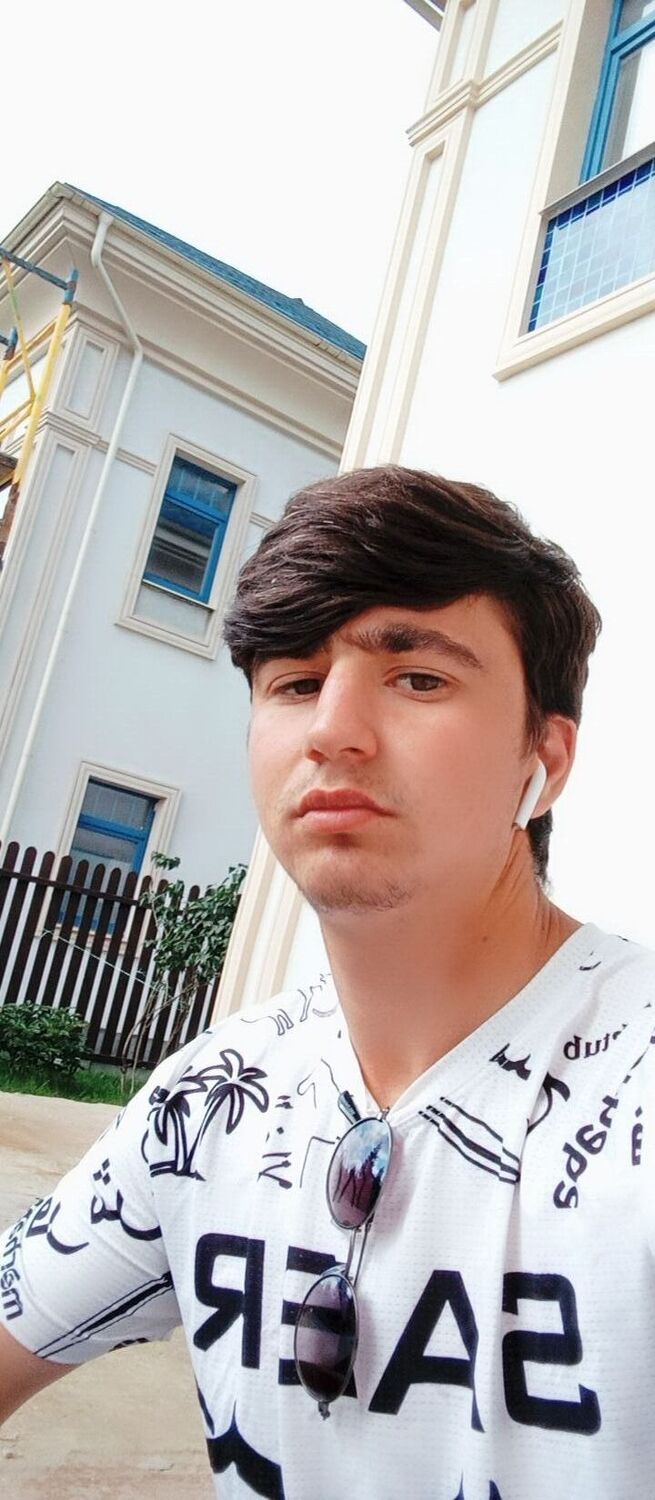  ,   Syxrob, 22 ,   ,   