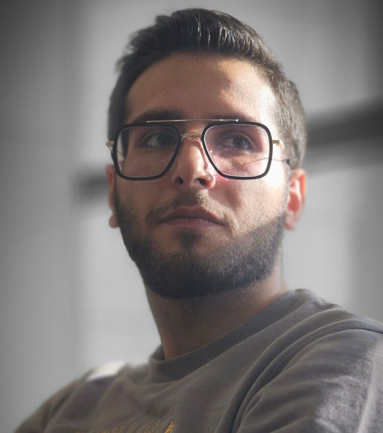  ,   Parsa, 23 ,   ,   