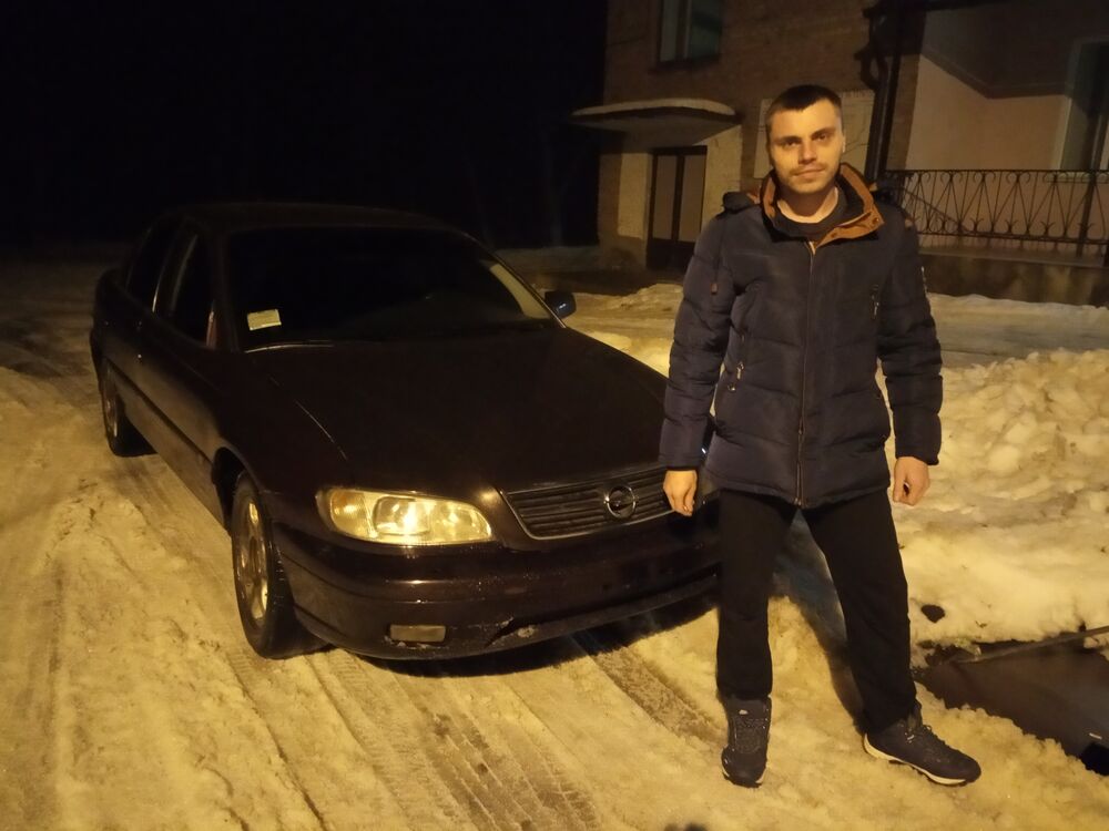 ,   Artem, 31 ,   ,   