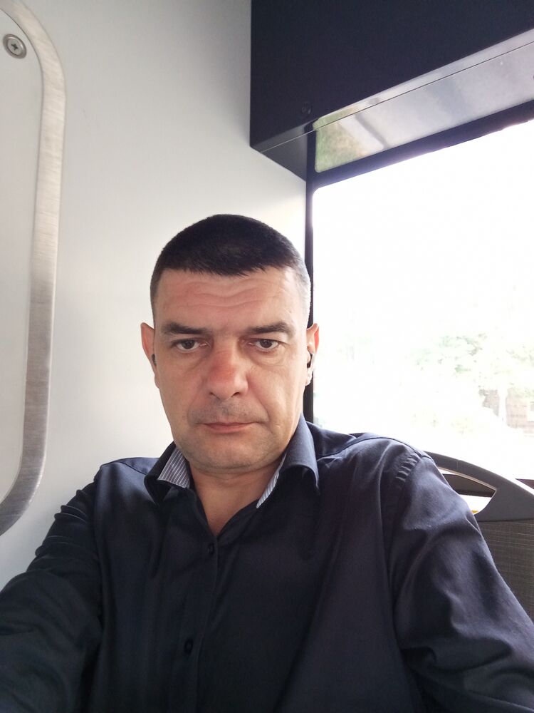  44740565  Mykola, 47 ,    