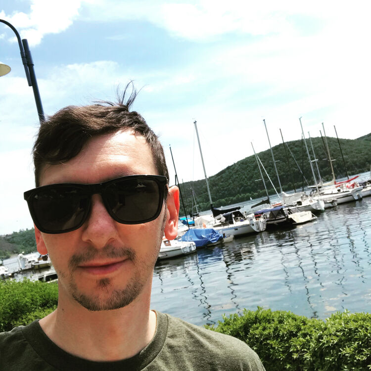  ,   Igor, 35 ,   ,   