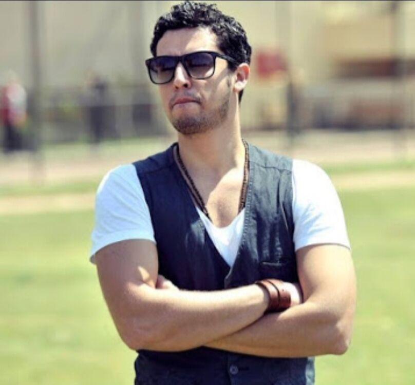  34369145  Serhat, 45 ,    