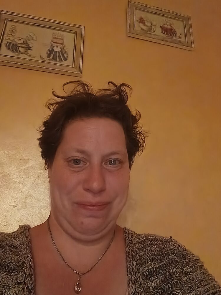  52869735  , 37 ,    