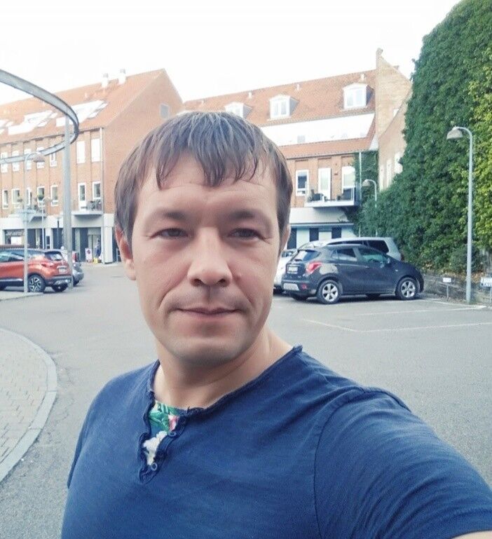  ,   Renat, 44 ,   
