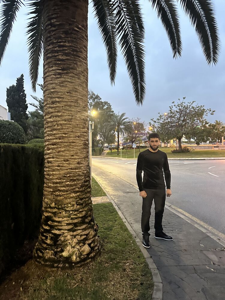  Marbella,   , 23 ,   ,   