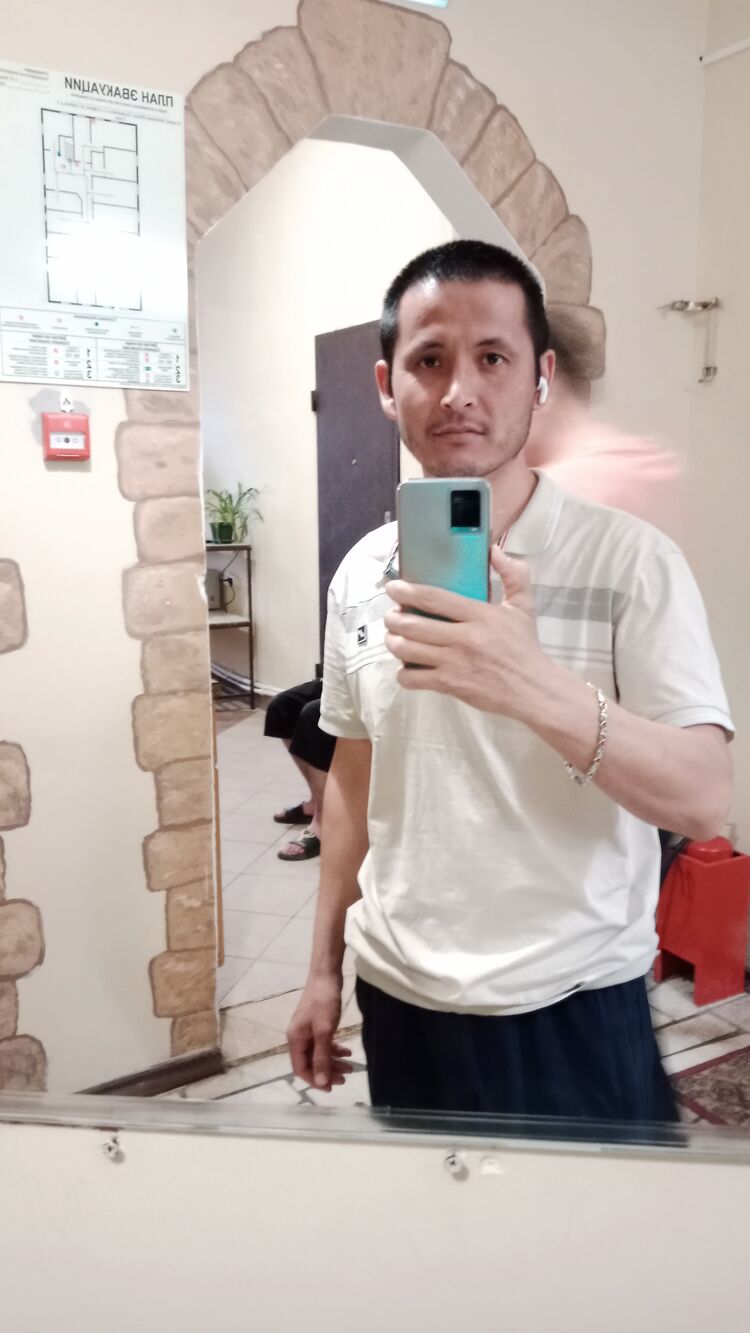  36613165  Alik, 30 ,    