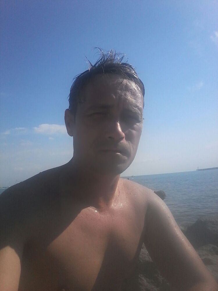  24760485  , 46 ,    