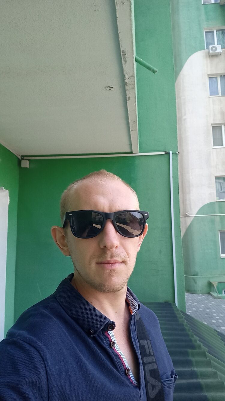  45903295  Aleksei, 33 ,    