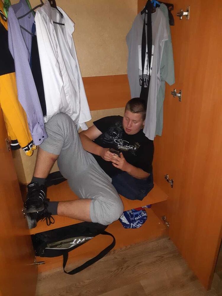  ,   Egor, 21 ,   ,   
