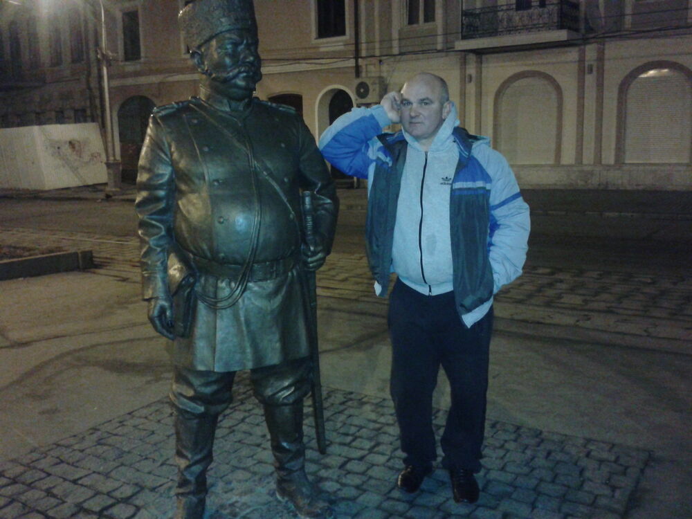  38642395  , 85 ,    