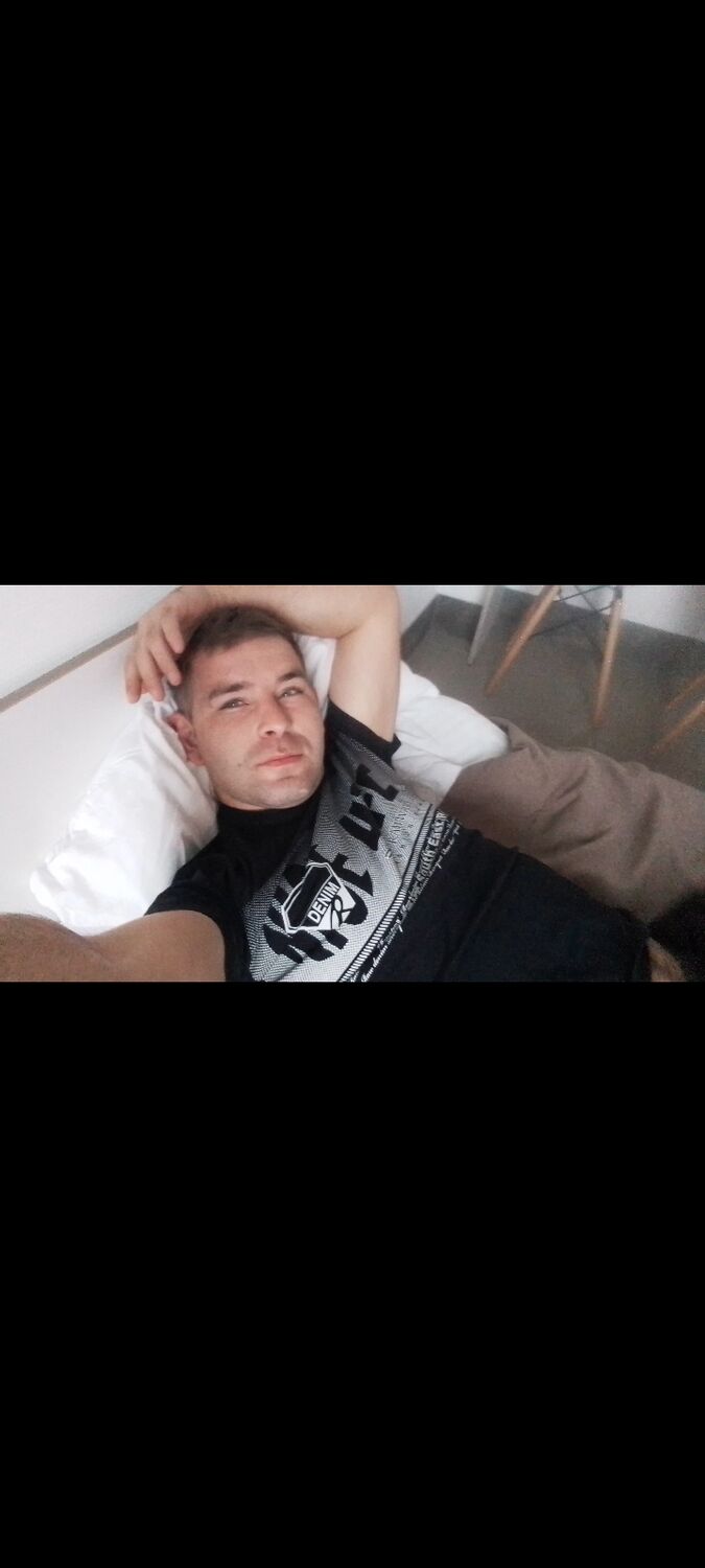  33327905  , 28 ,    