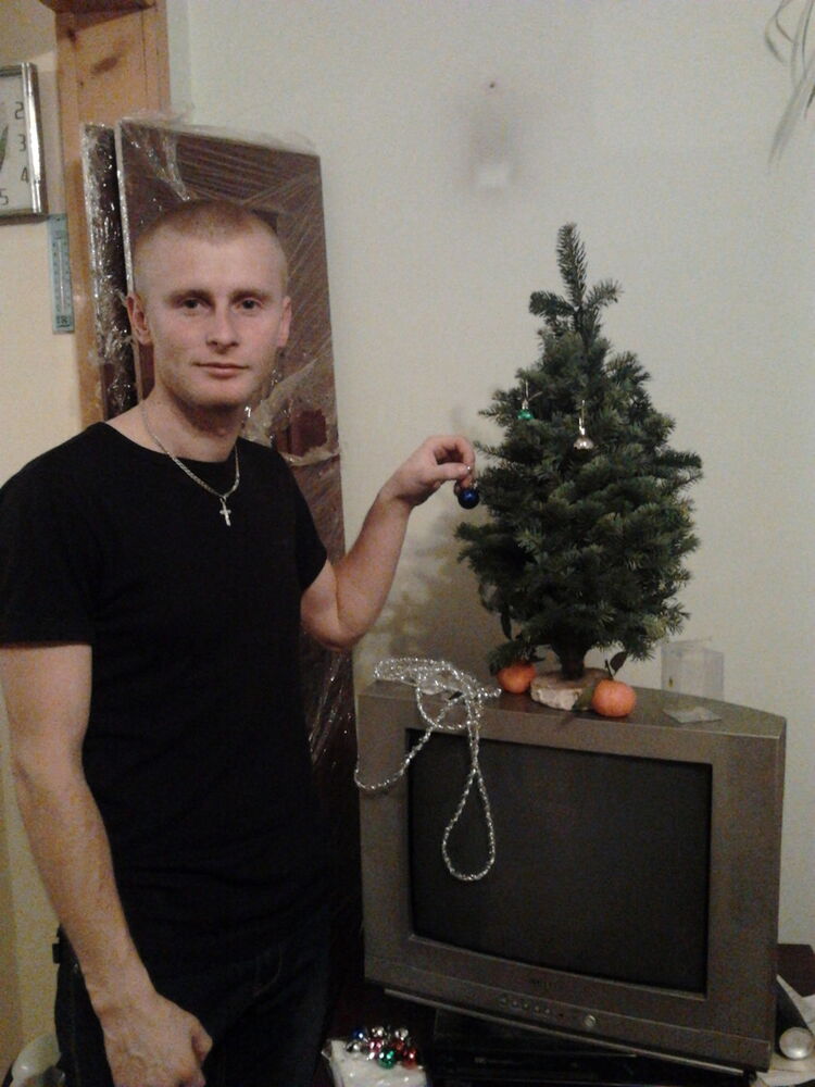  -,   Lyutik, 33 ,   