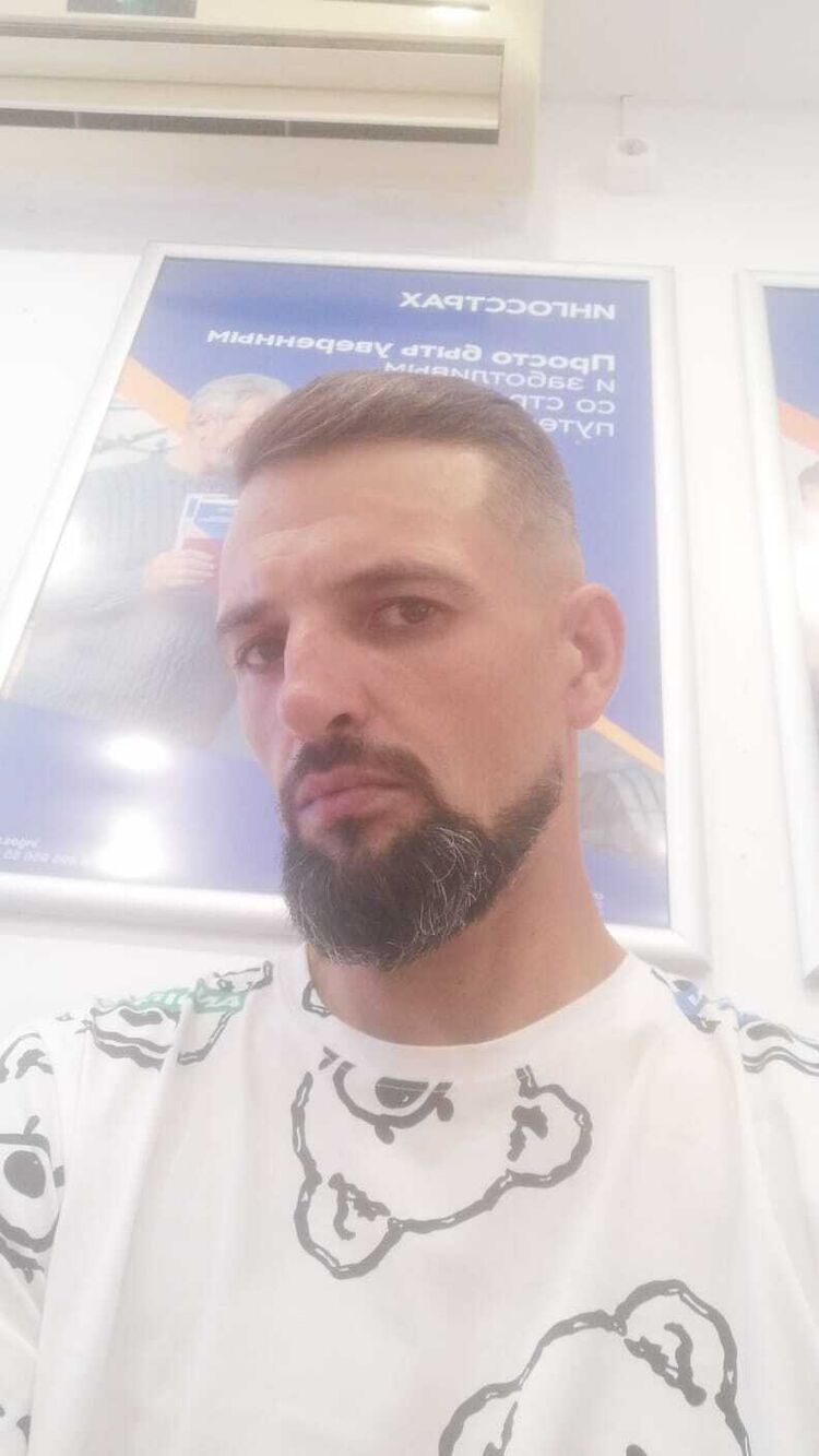  28318955  , 42 ,    