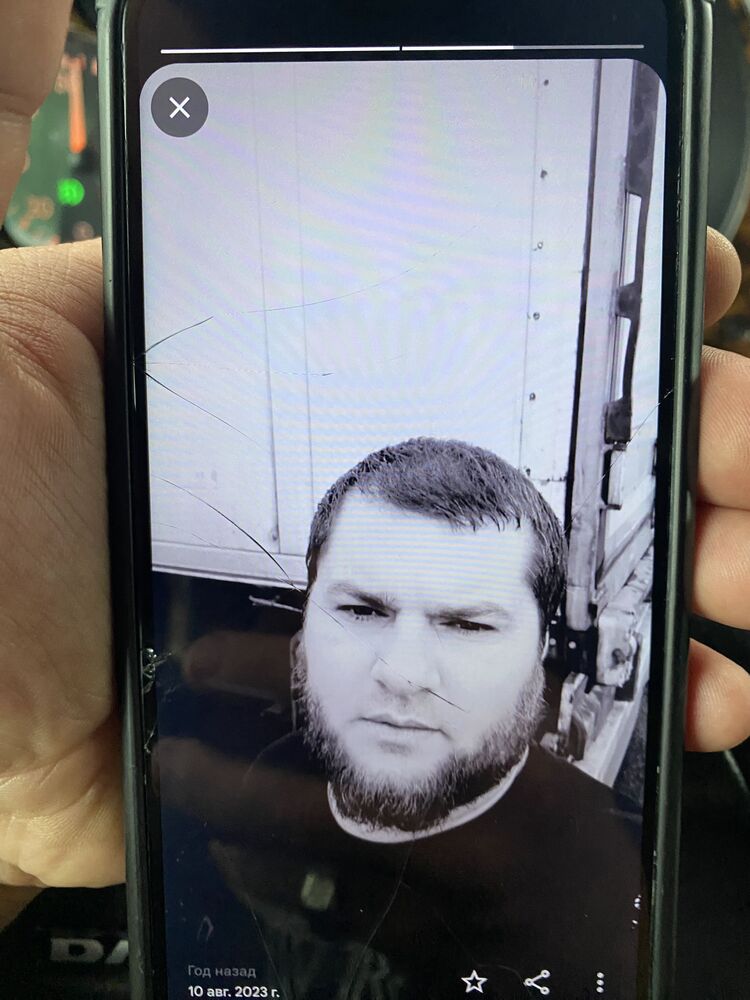  46112625  , 37 ,    