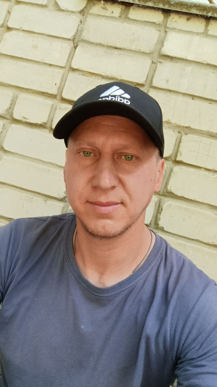  49479455  , 42 ,    