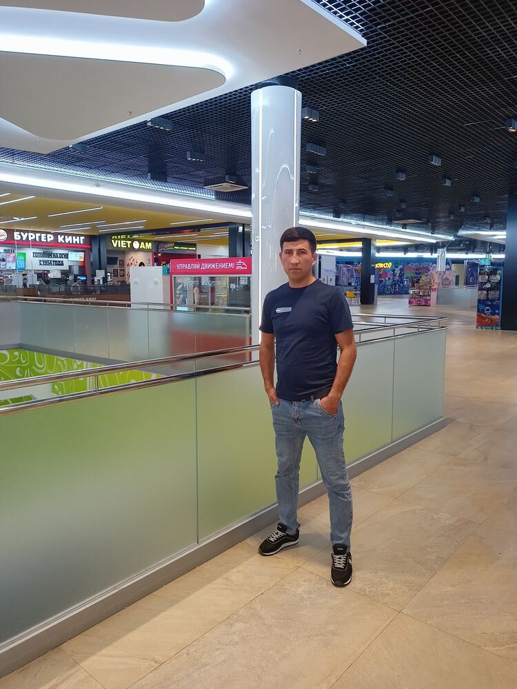  ,   Jaloliddin, 37 ,   ,   