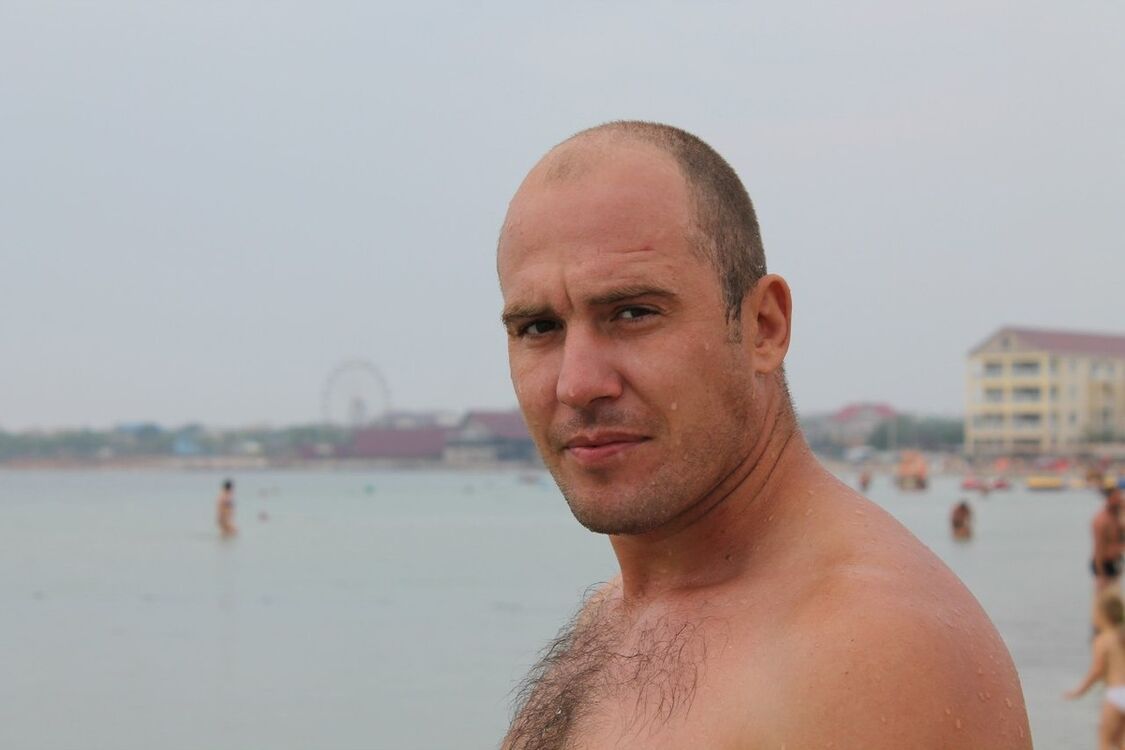   ,   , 44 ,  