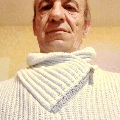  37144165  Viktor, 54 ,    