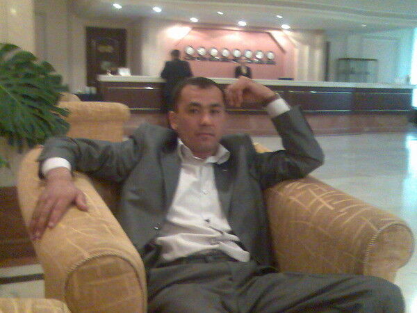  5333885  Ilhom, 52 ,    