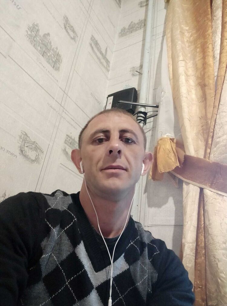  20539225  Mark, 40 ,    