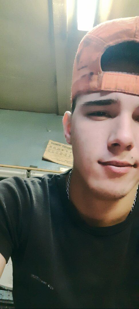  30984745  , 22 ,    