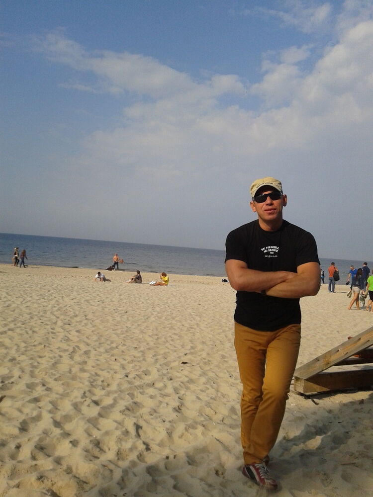  ,   Alex, 57 ,   ,   , c 