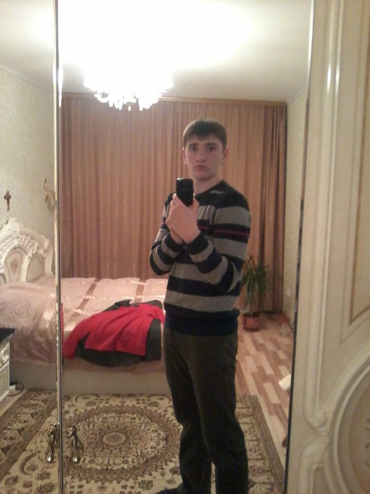  6311395  Artem, 29 ,    