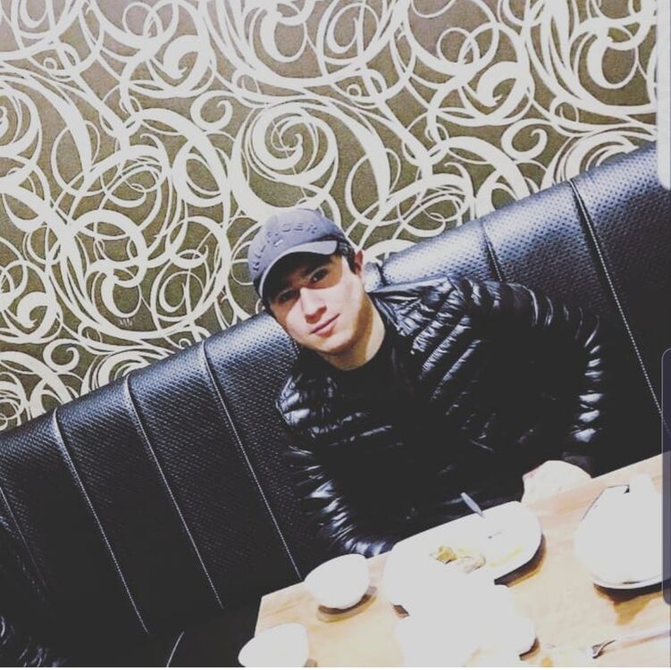  27103915  Muhammed ali, 27 ,    