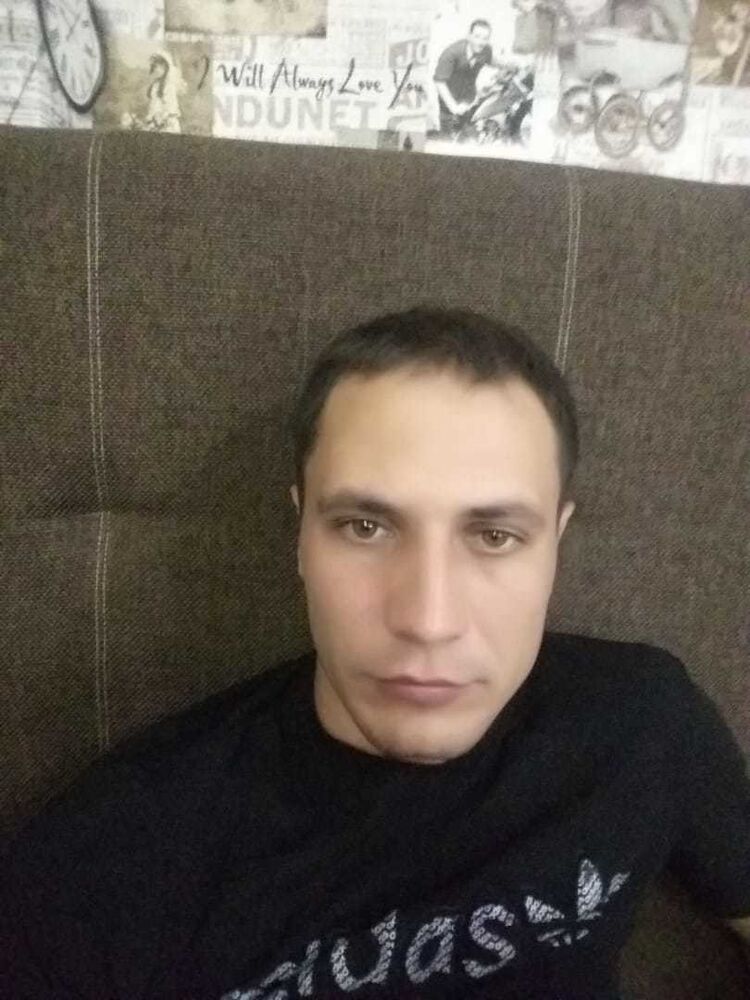  19737845  , 34 ,    