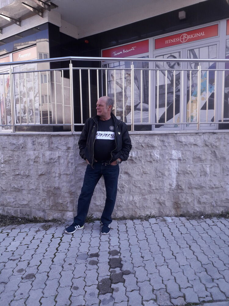  Budva,   Gennadiji, 65 ,   ,   , c 