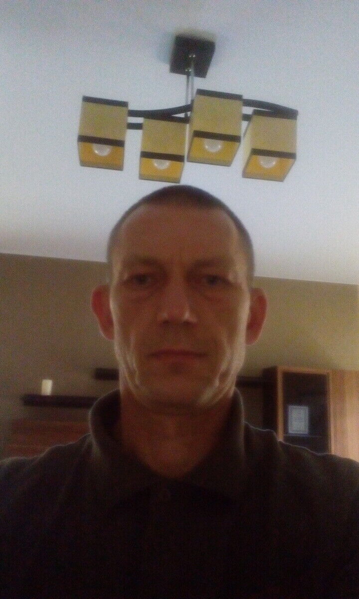  21612985  , 52 ,    