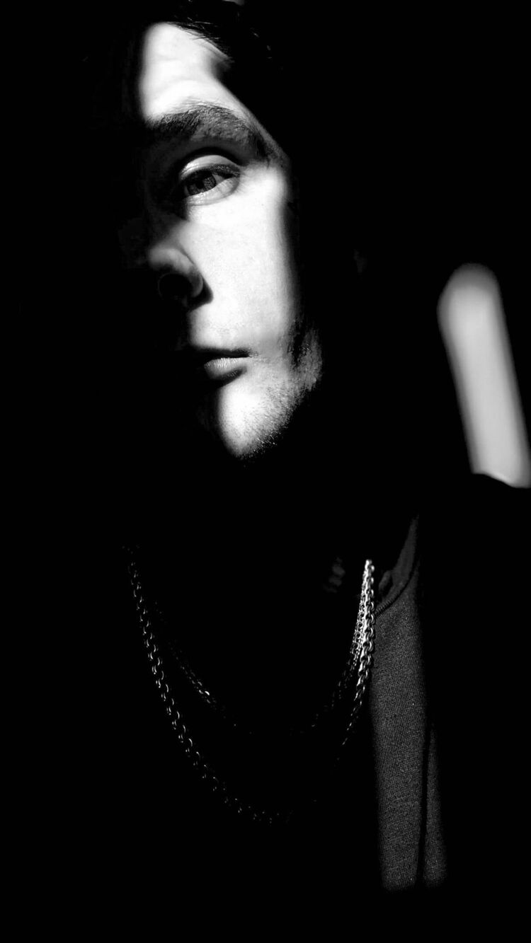  39097115  Vsevolod, 26 ,    