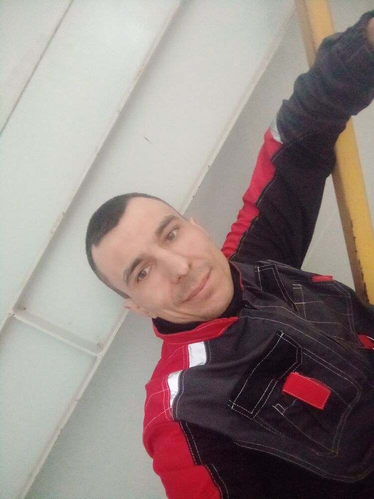  33328725  , 32 ,    