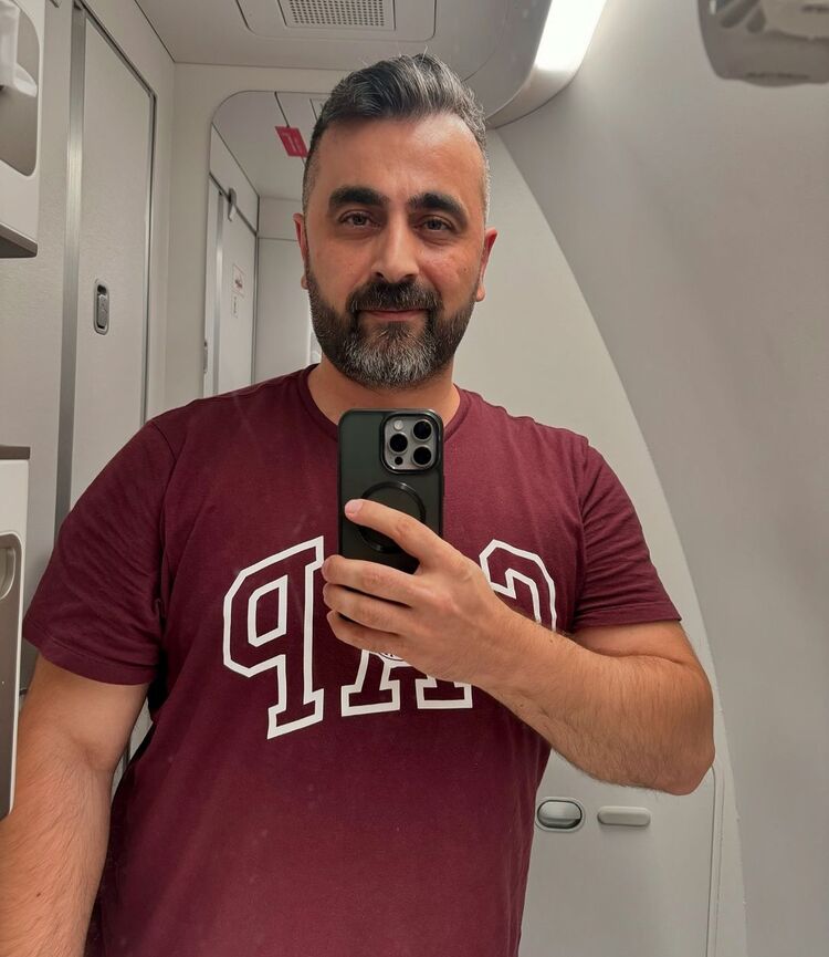  46969305  Paul, 58 ,    Harcourt