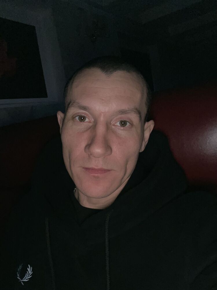  48704055  , 37 ,    