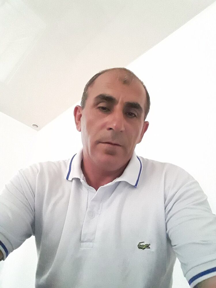  ,   Maksim, 52 ,   ,   , c 