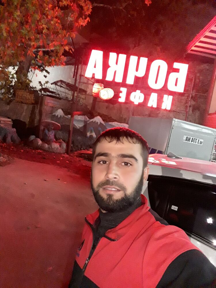  21680105  , 32 ,    