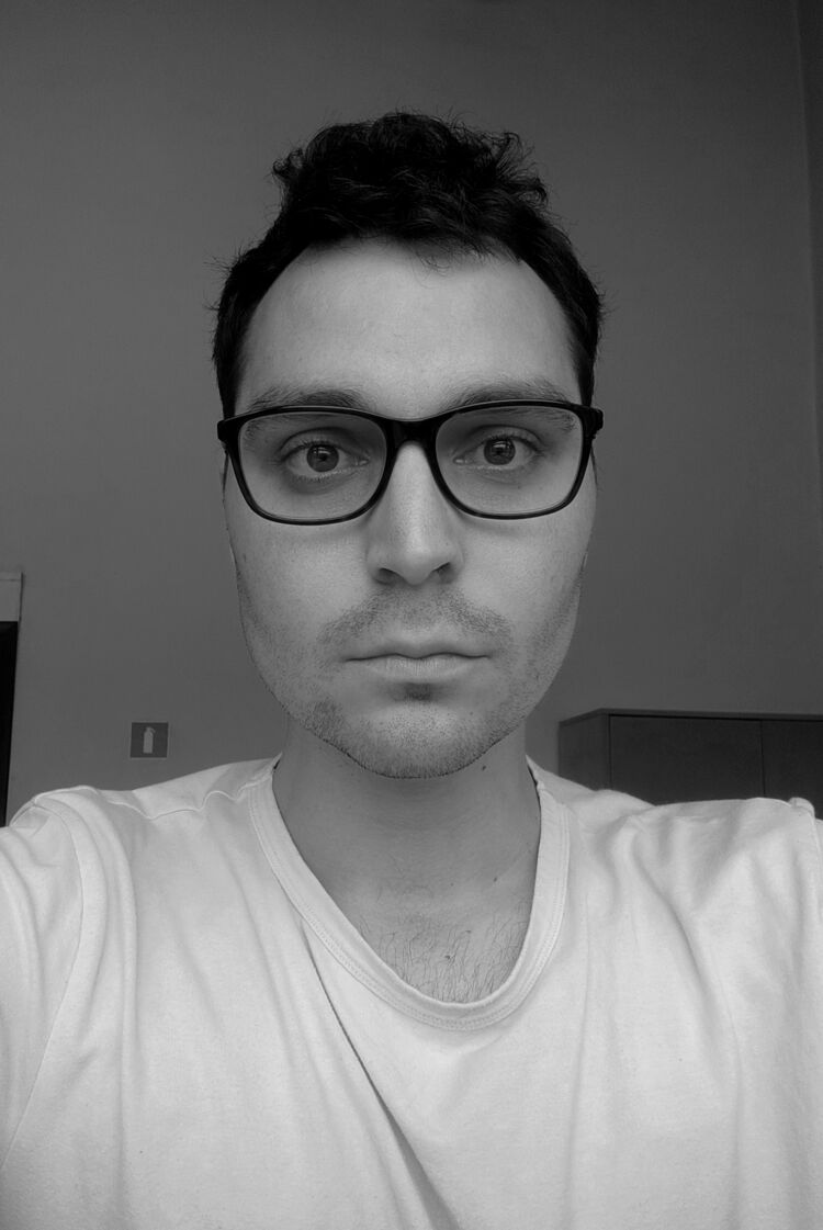  54320805  , 31 ,    -