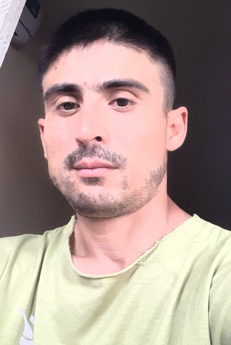  36823305  Qobil, 37 ,    