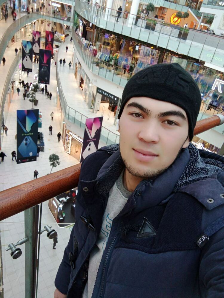  ,   Eldar, 24 ,     , c 