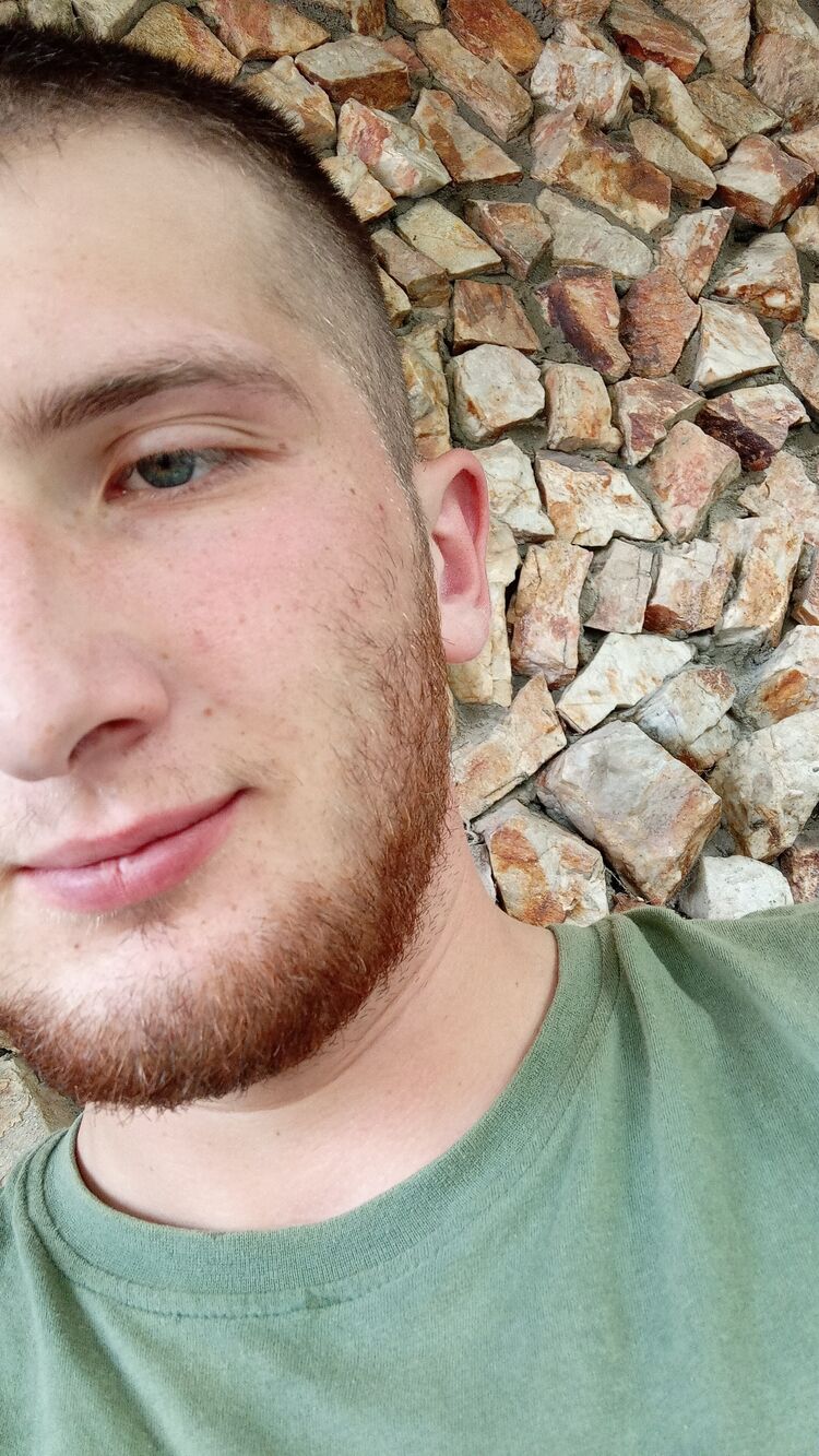  32687835  , 24 ,    