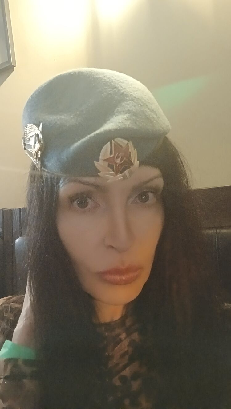  53241735  , 48 ,    