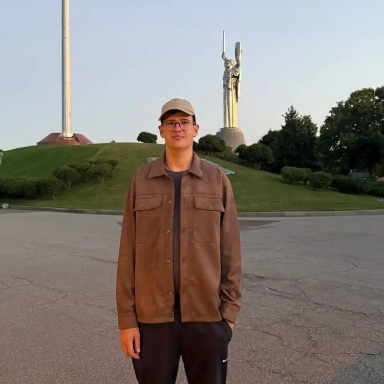 ���� 55591275 ����� ����, 18 ���, ���� ���������� � �����