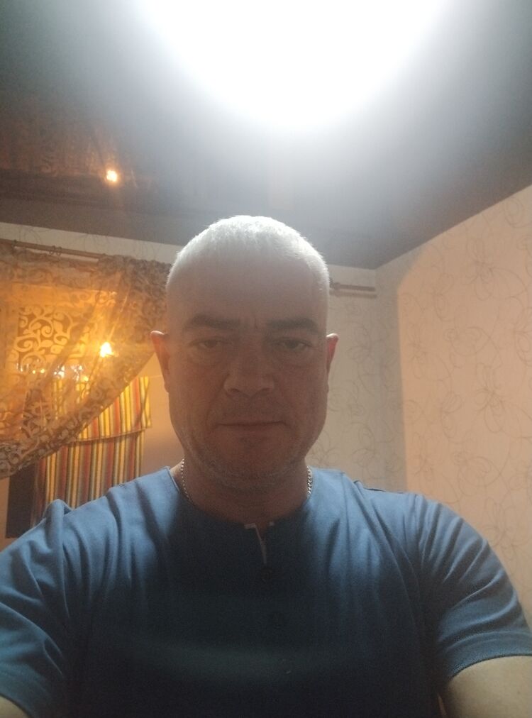 48749595  , 52 ,    